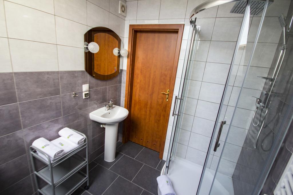 Royal House Bed & Breakfast Gdansk Room photo